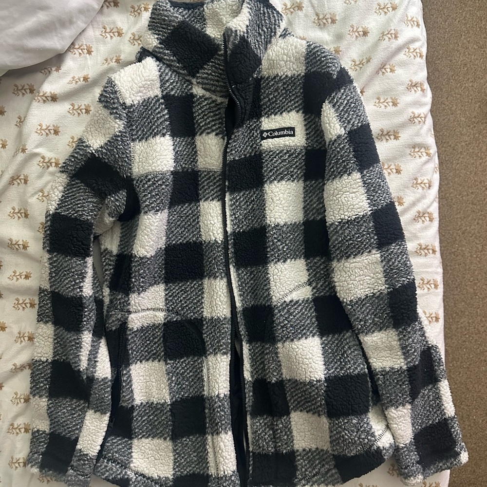 Columbia Gray and White Fleece Jacket